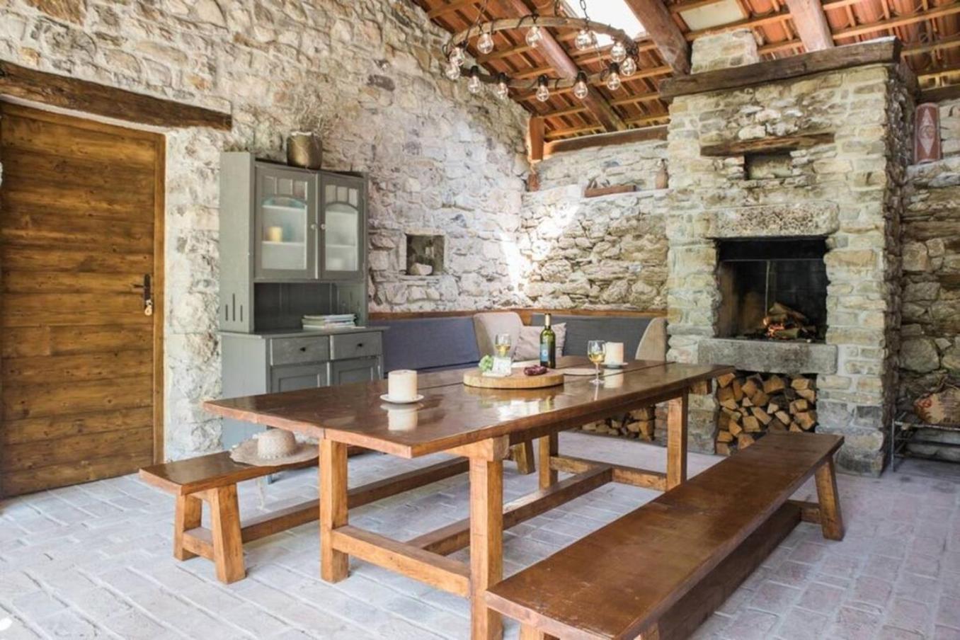 Kuninez, Holiday Home With Summer Kitchen Most na Soči Eksteriør billede